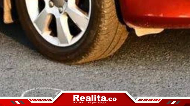 Dua Personel Drum Band Tewas Terlindas Bus