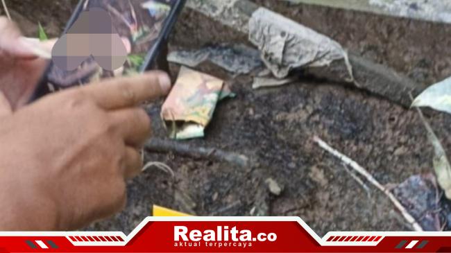 Pasangan Pelajar Diduga Buang Bayi di Jalan&nbsp;Buntu