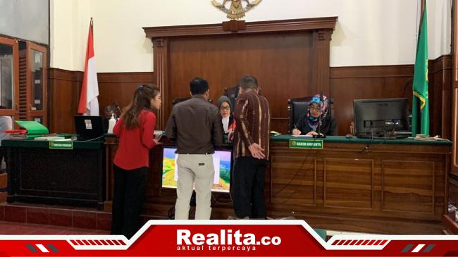 Hakim Peringatkan Agar PT. Sapta Permata Hadirkan Direktur Yenny&nbsp;Widya