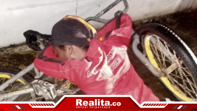 Buruh Ditemukan Tewas&nbsp;Tertelungkup