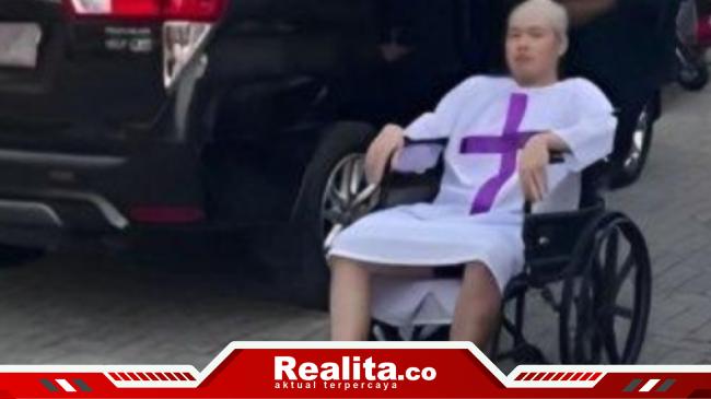 Parodikan Paus Fransiskus, YouTuber Winson Reynaldi Banjir&nbsp;Kecaman