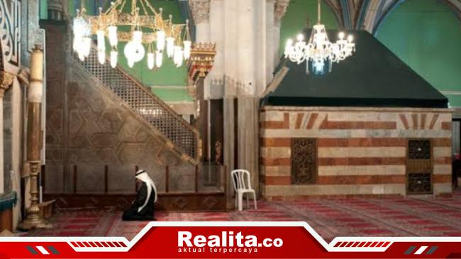 Ribuan Pemukim Ilegal Israel Ambil Alih Masjid lalu Dijadikan Tempat&nbsp;Konser